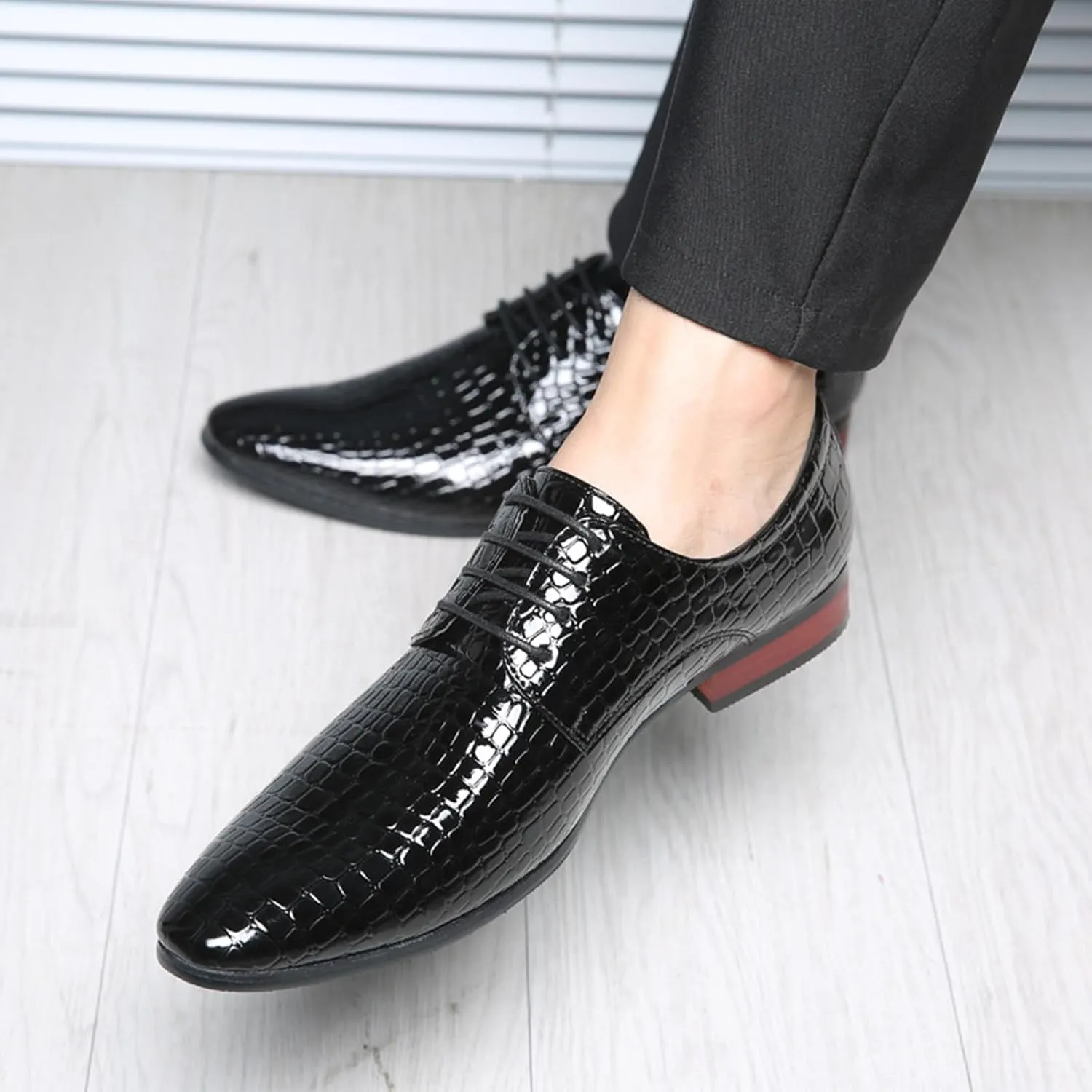 Mens Dress Shoes Fashion Faux Crocodile Patent Leather Formal Shoes Lace-up Pointed-Toe Wedding Party Oxford Shoes
