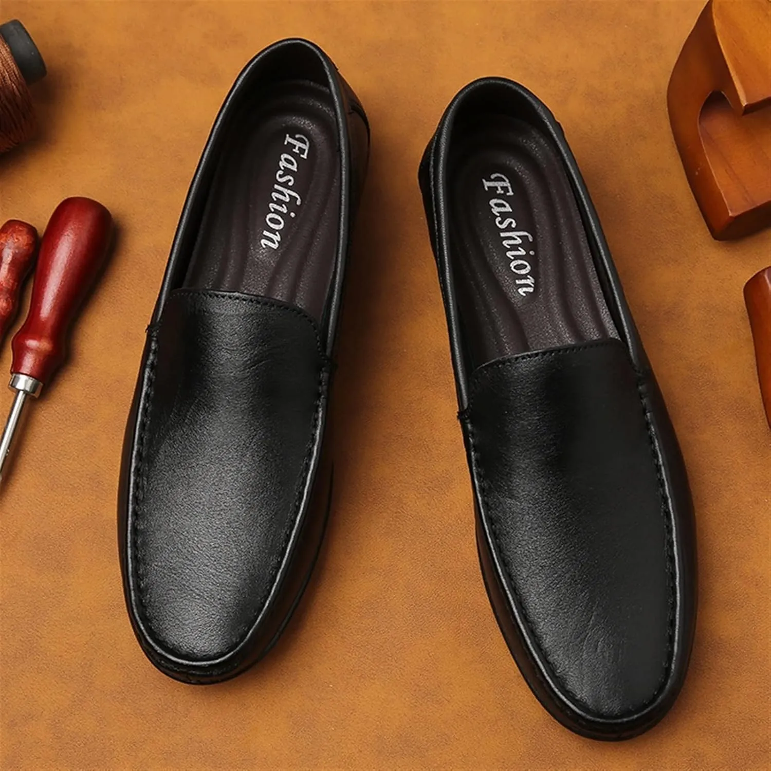 Mens Loafers Shoe Breathable Lightweight Driving Loafers Leather Slip Resistant Comfortable Lightweight Outdoor Slip-on