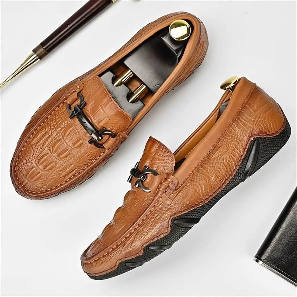 Men's Loafers Shoes Moccasins Faux Crocodile Print Round Toe Leather Flexible Resistant Anti-Slip Classic Slip On