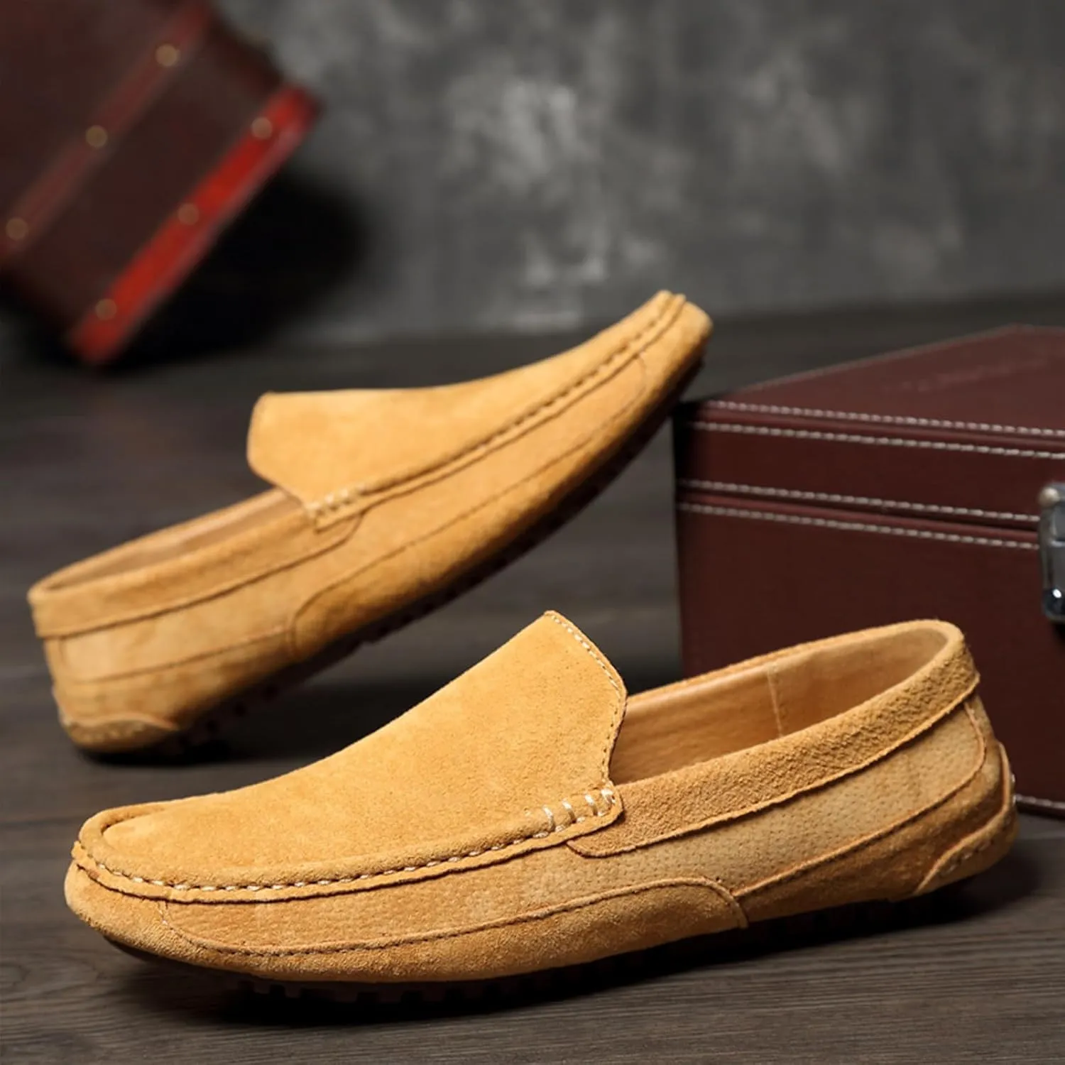 Men's Suede Driving Penny Loafers Retro Round Toe Solid Color Moccasin Shoes Comfortable Slip On Casual Dress Boat Shoes