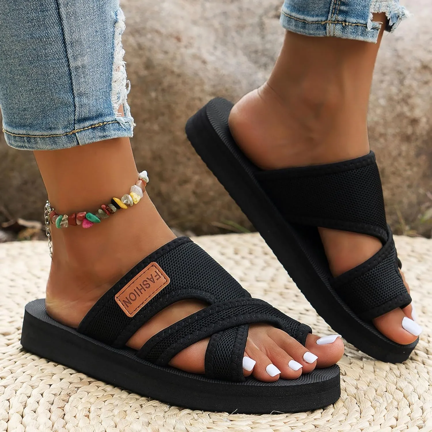 Orthopedic Sandals for Women, Comfortable Beach Sandals with Arch Support Breathable Hollow Mesh Walking Flip Flops