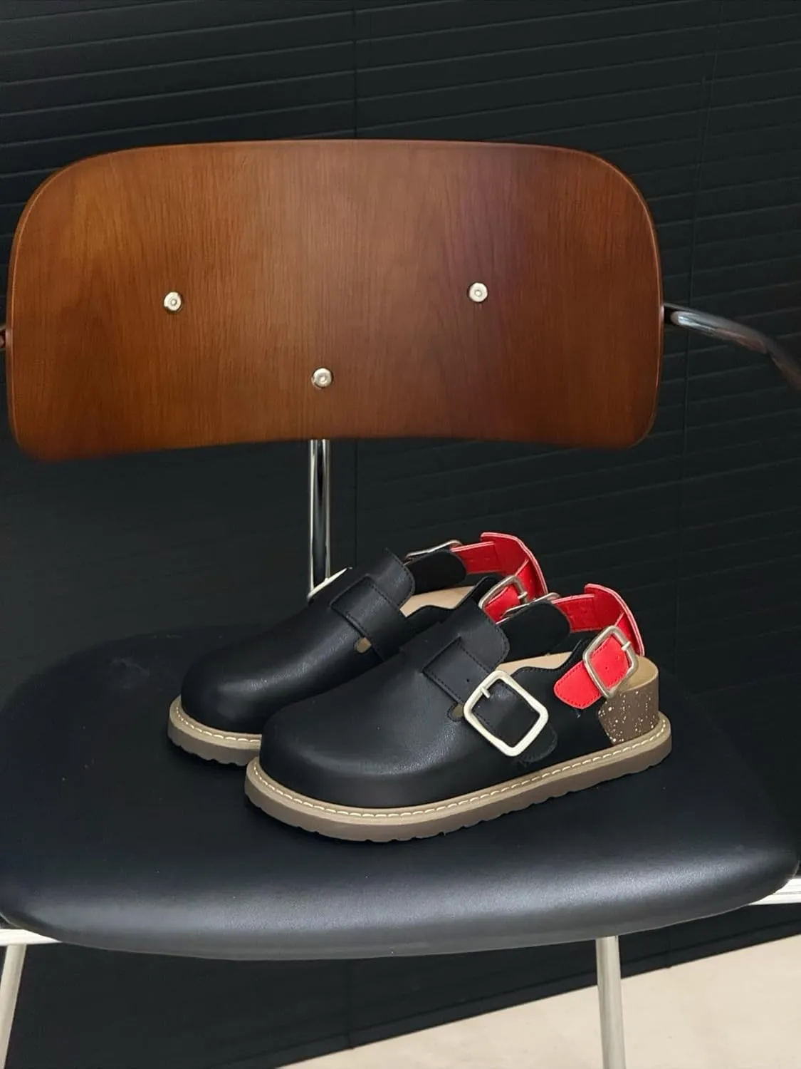 Potato Shoes with Back Strap Leather Slip on Clogs for Standing All Day Women - Comfortable Walking Sandals Beach Travel Slippers for Teen Girls Kawaii Y2K Cute Core Mules Trending Fashion