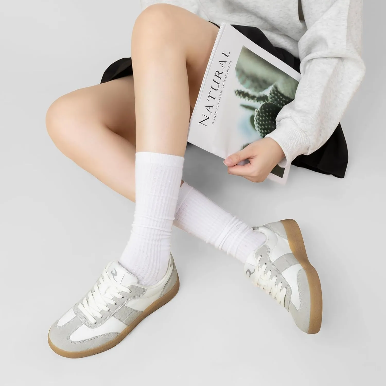 Rihero Women's Fashion Sneakers Comfortable Walking Shoes Casual Lace-Up Non Slip Sneakers
