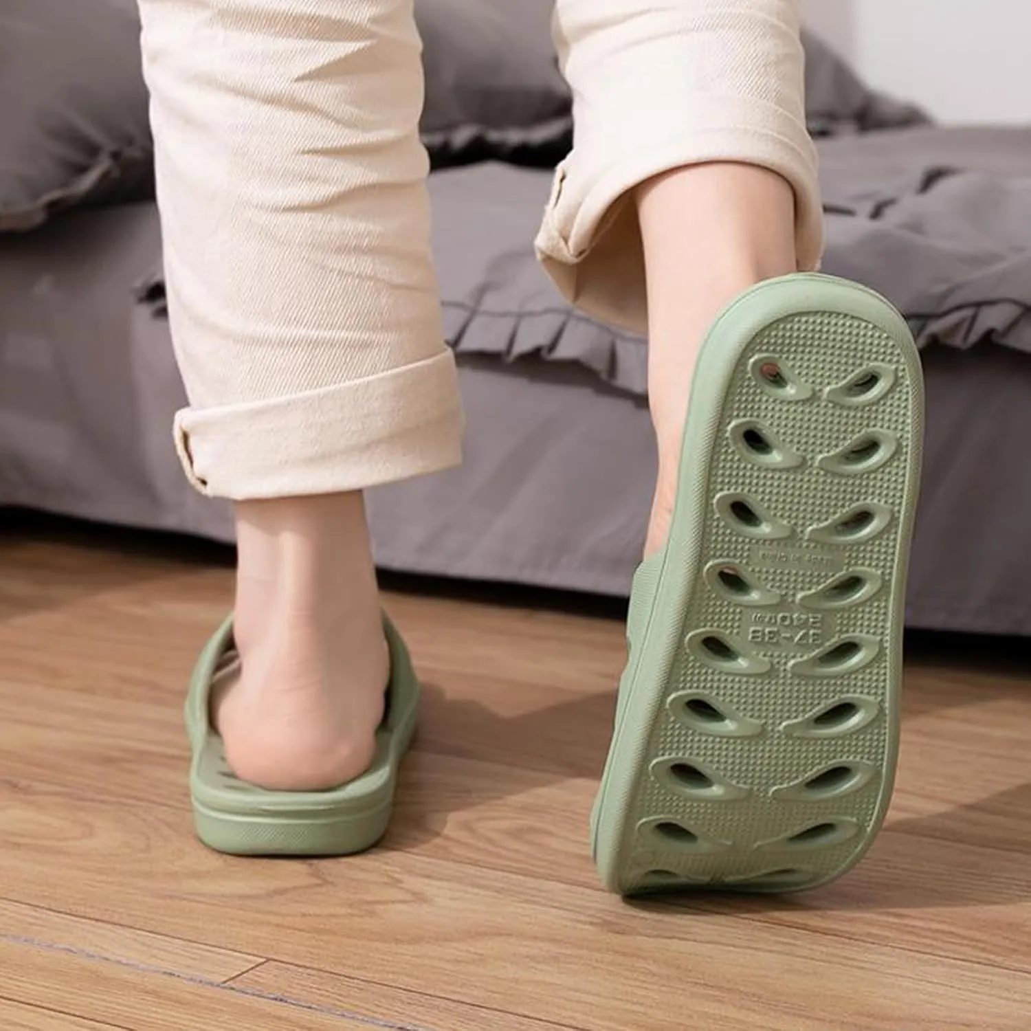 Shower Shoes Quick Dry Non-Slip Women Slippers Sandals Men Bathroom Flip-Flops for College Dorm Room Essentials Shower Sandals Slides Pool Gym Spa