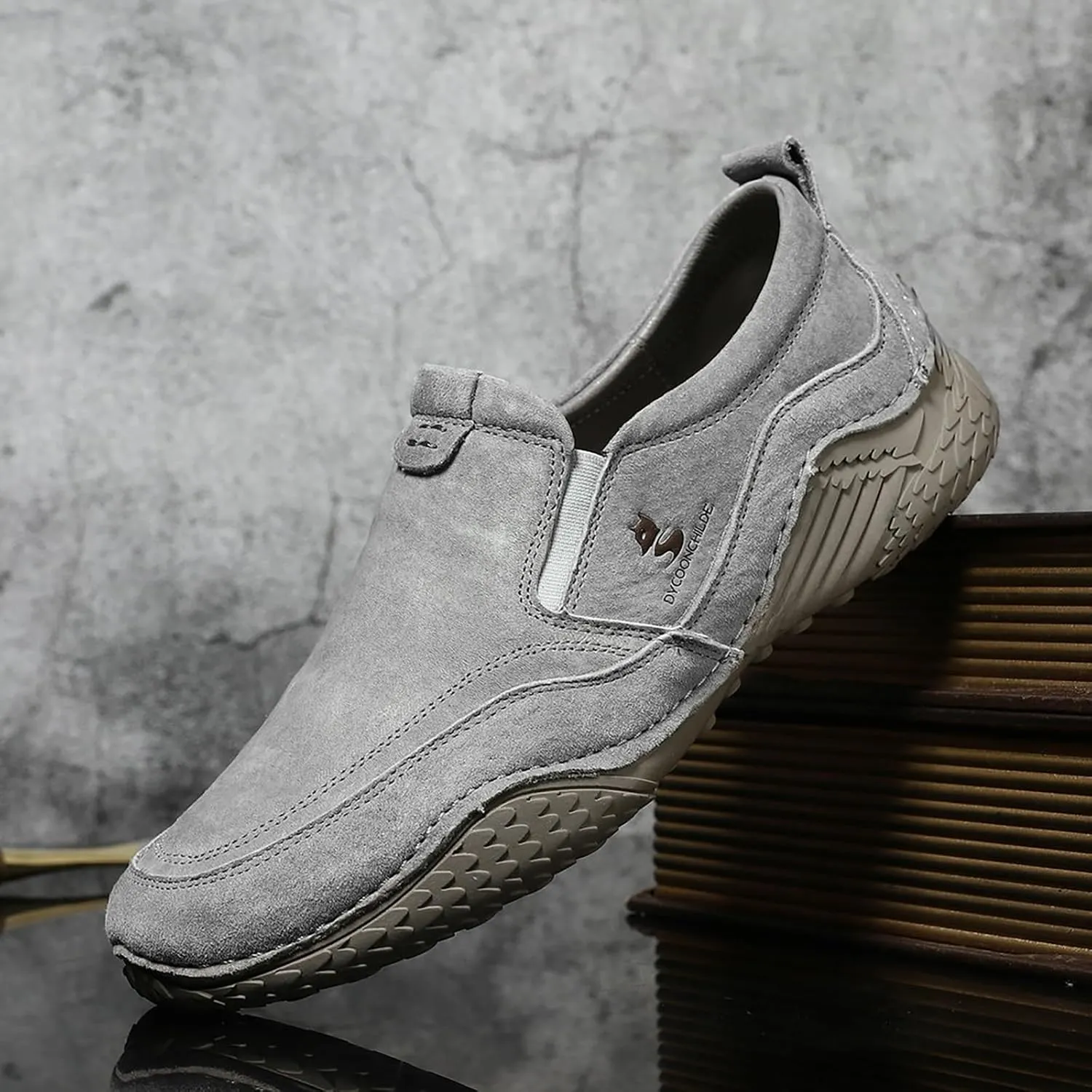 WENOREG Men's Italian Handmade Suede Slip-On Chukka Boots,Outdoor Non Slip Low Top Side Elastic Bands Breathable Casual Flats Driving Sneakers Soft Penny Boat Shoes Beck Ankle Boots