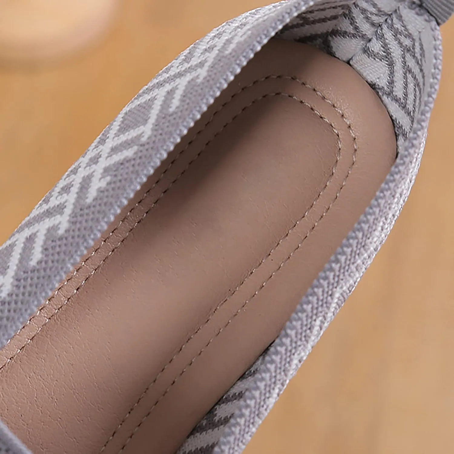 Women's Ballet Flats Slip On Square Toe Casual Loafers Lightweight Comfort Travel Shoes Low Heel Dress Shoes