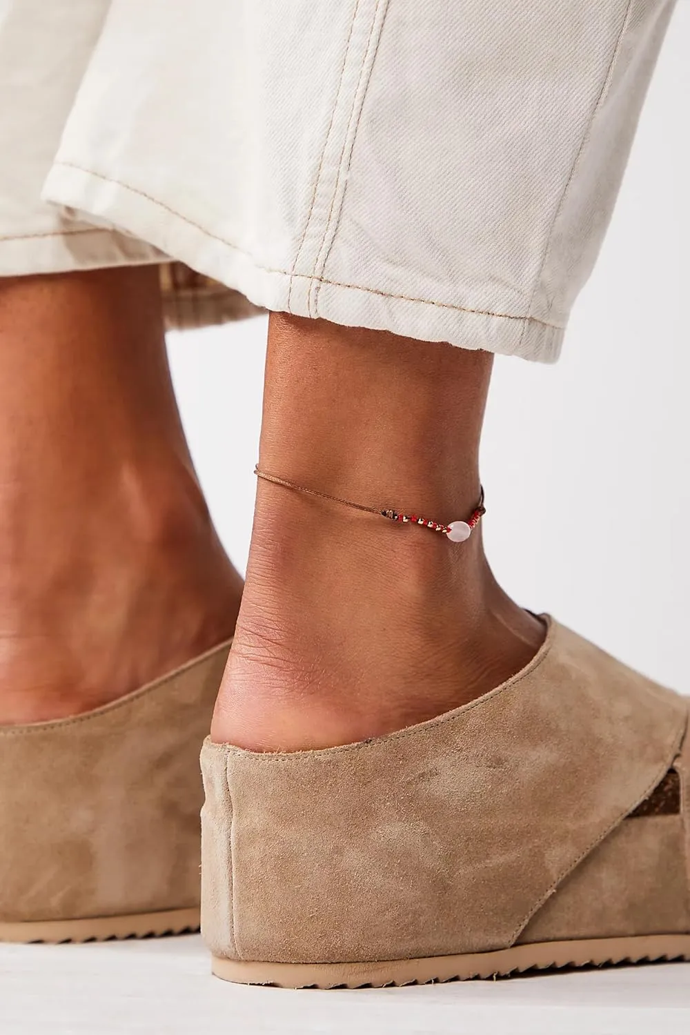 Yishaweiqi Women's Suede Platform Sandals Comfortable Cork Footbed Flatform Sandals Criss Cross Straps Flat Clogs Slide Sandals